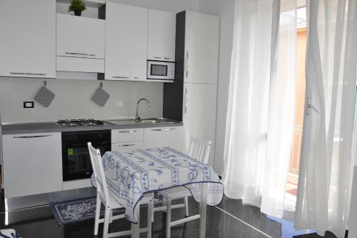  Il Nido di Quarto con park auto macchine PICCOLE segmento B in Genua