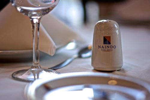 Naindo Park Hotel