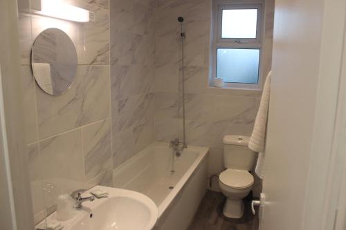 Corona Hotel Rotherham Sheffield Meadowhall - image 10