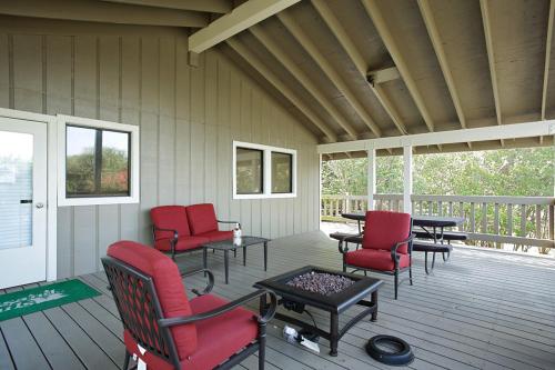 Lake Whitney Camping Resort Cabin 1 in Whitney, USA