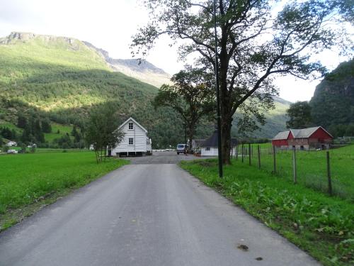 Brekke Gard Hostel - image 12