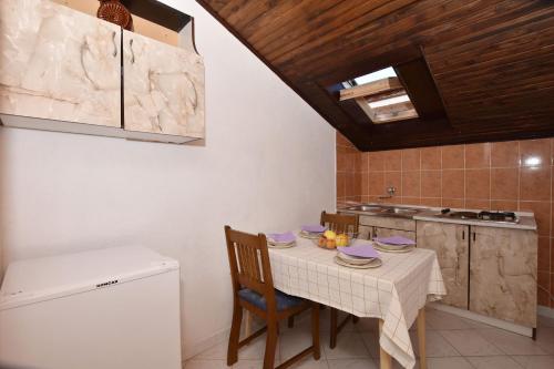 Apartments Ana - image 12