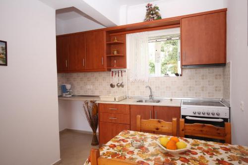 Kostas Apartments & studios - image 2