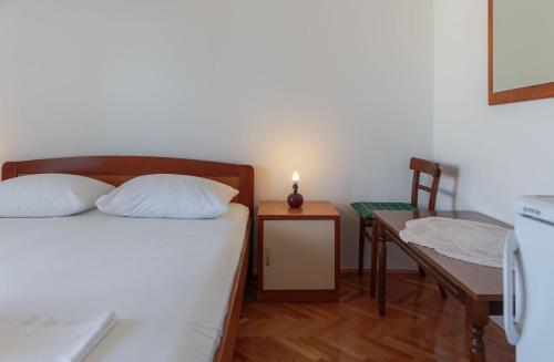 Apartmani Radoslav - image 12