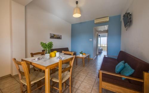 Facilities, Captain Karas Holidays Apartments in Paralimni