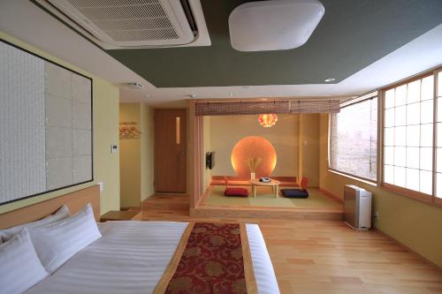 Nagomi Hotel Nippori Room Type - King Suite