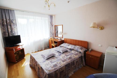 Ugor Hotel - image 3