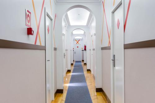 Hostal Sol Square Madrid - image 8