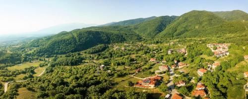 . Atrion Highland Hotel