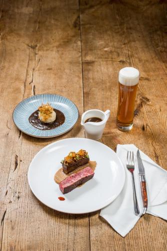 Ételek és italok, Hueber der Wirt in St. Anton An Der Jessnitz