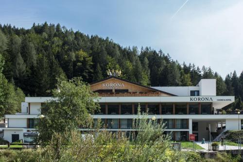 Korona, Resort & Entertainment - Hotel - Kranjska Gora