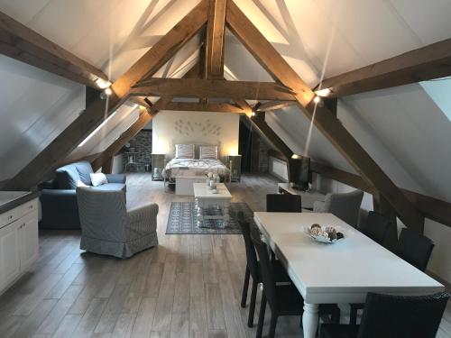 B&B Saint-Ghislain - Cense de Lalouette - Bed and Breakfast Saint-Ghislain