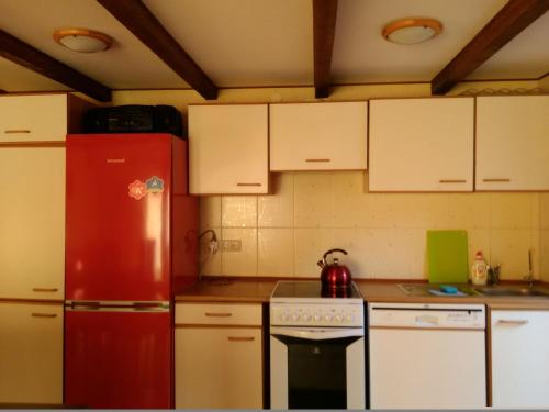 Konyha, Kotedzas Melnrageje in Giruliai