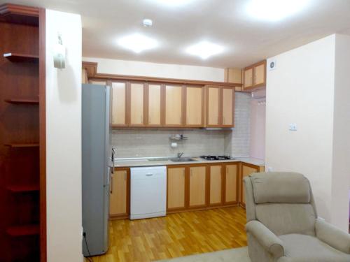 Apartment in the center of Yerevan by the Republic Square, Ереван (фото 7)