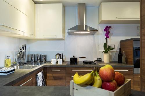 OYO Livin' Serviced Apartments - image 2