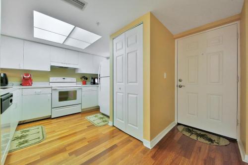 Ocean Village L14 - image 3