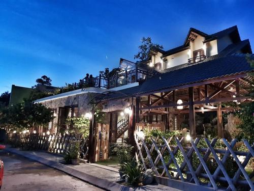 Moc Homestay