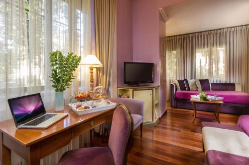 Hotel Fenix - image 10