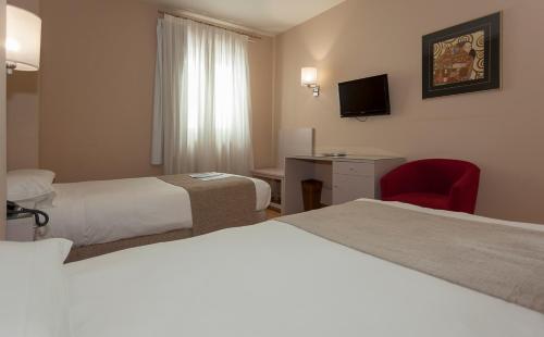 Hotel AACR Museo, Seville (photo 9)