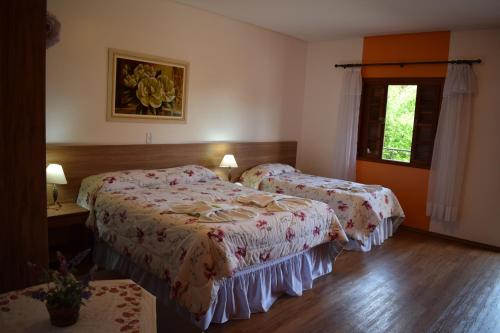 Queen Room - Disability Access image 7