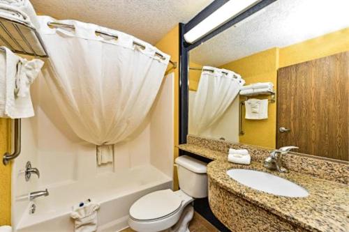 Microtel Inn & Suites by Wyndham New Braunfels I-35