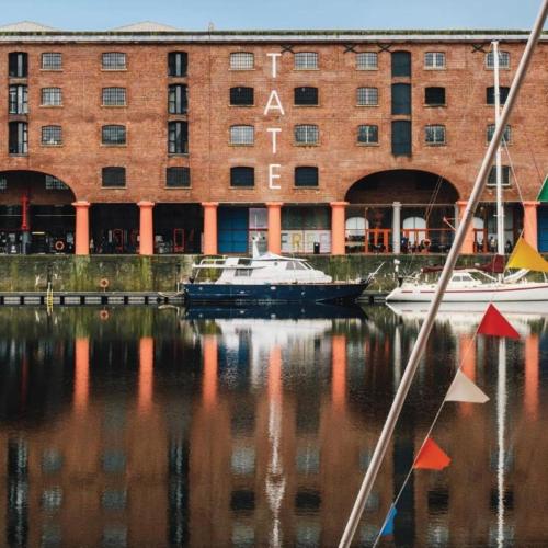 The Liverpool Pod - Hostel - Tap to explore photos