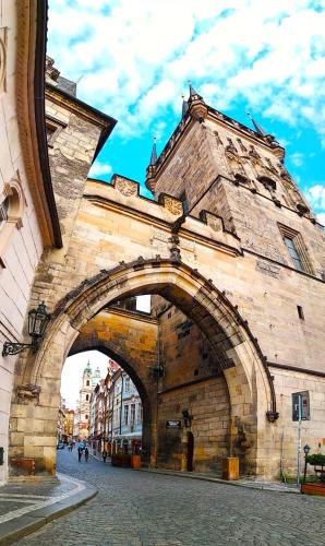 REAL Charles bridge apartment.