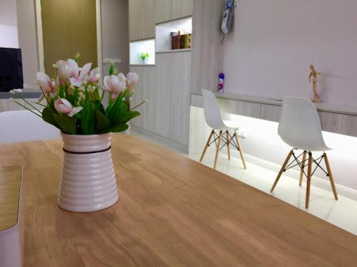 Splendid Duplex@ Sunway and Petaling Jaya Splendid Duplex@ Sunway and Petaling Jaya