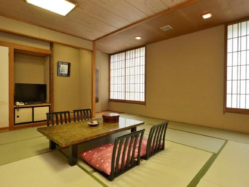 Japanese-Style Deluxe Room - Non-Smoking