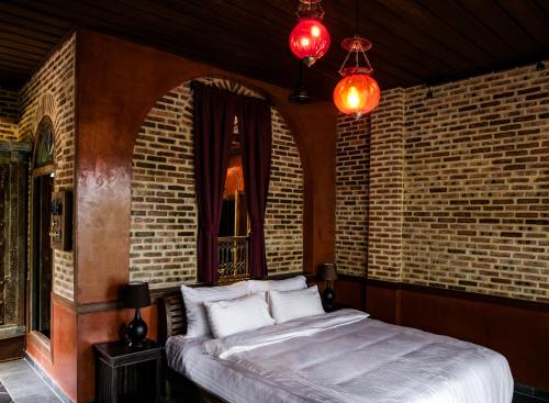 Chateau Orientale Resort in Ban Xieng Lom