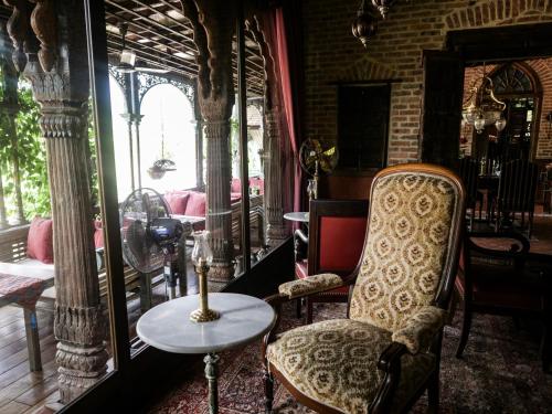 Restaurant, Chateau Orientale Resort in Ban Xieng Lom