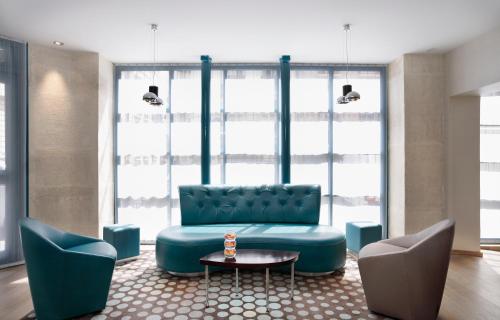 Lobby, Hotel Bassano in 16th - Trocadero