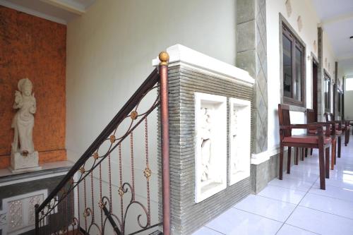 Airy Eco Kuta Kartika Plaza Gang Pendawa 2 Bali Bali