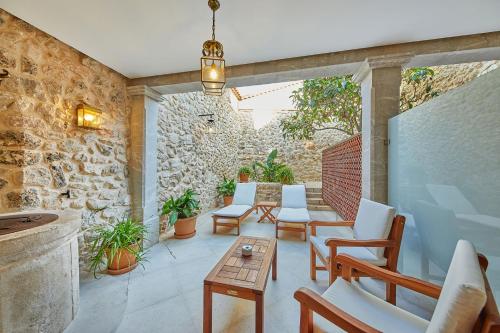 Habitación Doble con terraza y bañera de hidromasaje - Anexo  Cas Comte Suites & Spa - Adults Only 47
