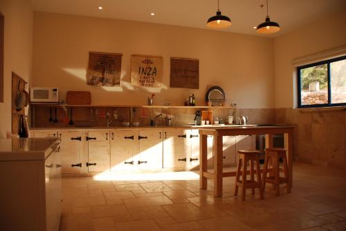 keuken, Zman Arava in Tsukim