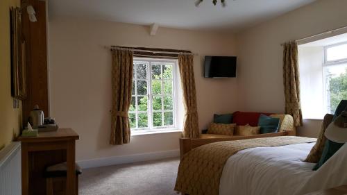 Pontyclerc Farm House Bed and Breakfast