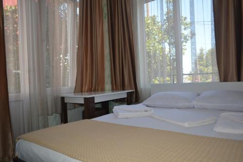 1 twin bed