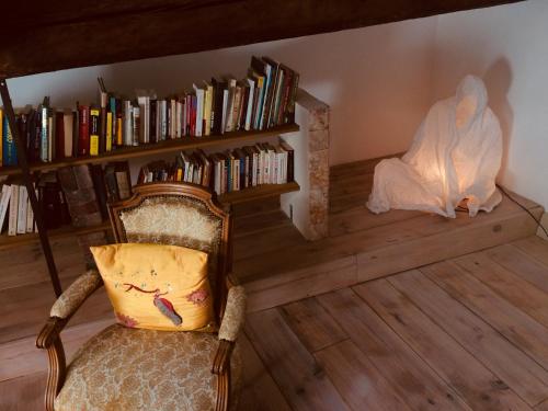 Maison de Fogasses : Luxury Apartments - image 8