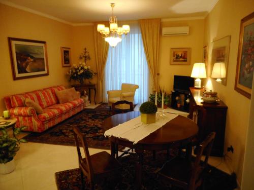 adalgisa house 2