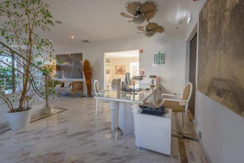 Amazonia Estoril Hotel - image 2