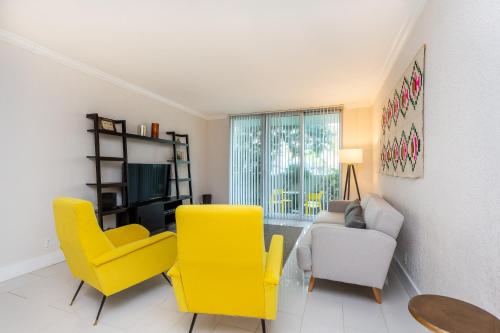 1 Bedroom Hollywood Beach at Tides 1A - image 11