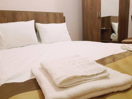 Hotel Classic Room Type - Standard Twin Room