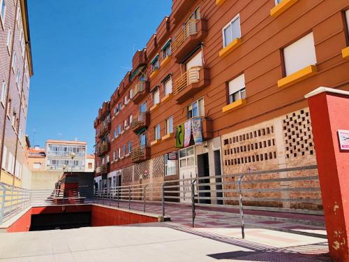 Pohled zvenku, Piso Urbano Garcia De la Cruz in Penaranda De Bracamonte