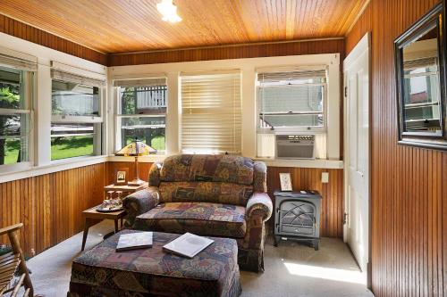 Avenue Hotel Bed and Breakfast