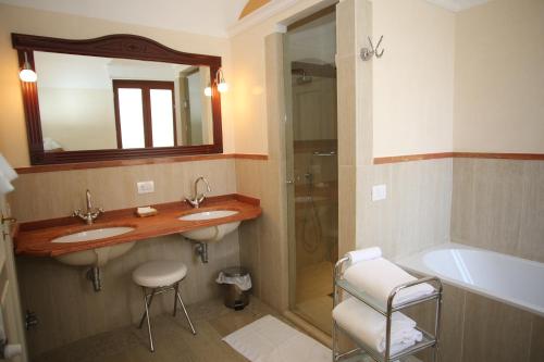 Palazzo Iaquinto - image 12