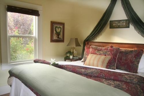 Pinot Noir Cottage Lodi (CA)