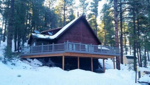Cool Pines Cabin - image 7