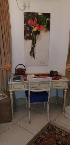 Single Room image 2