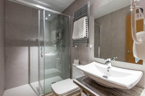 Hostal Cervelo - image 11