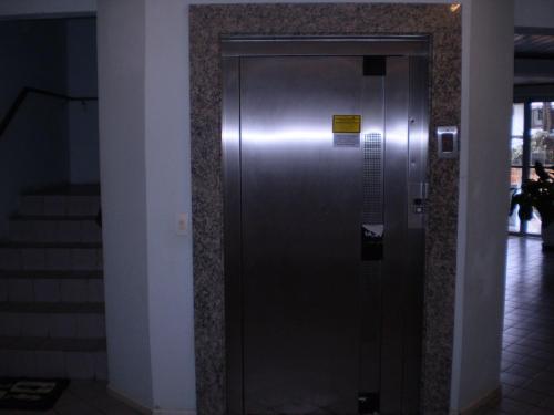 One-Bedroom Apartment (4 Adults) image 2
